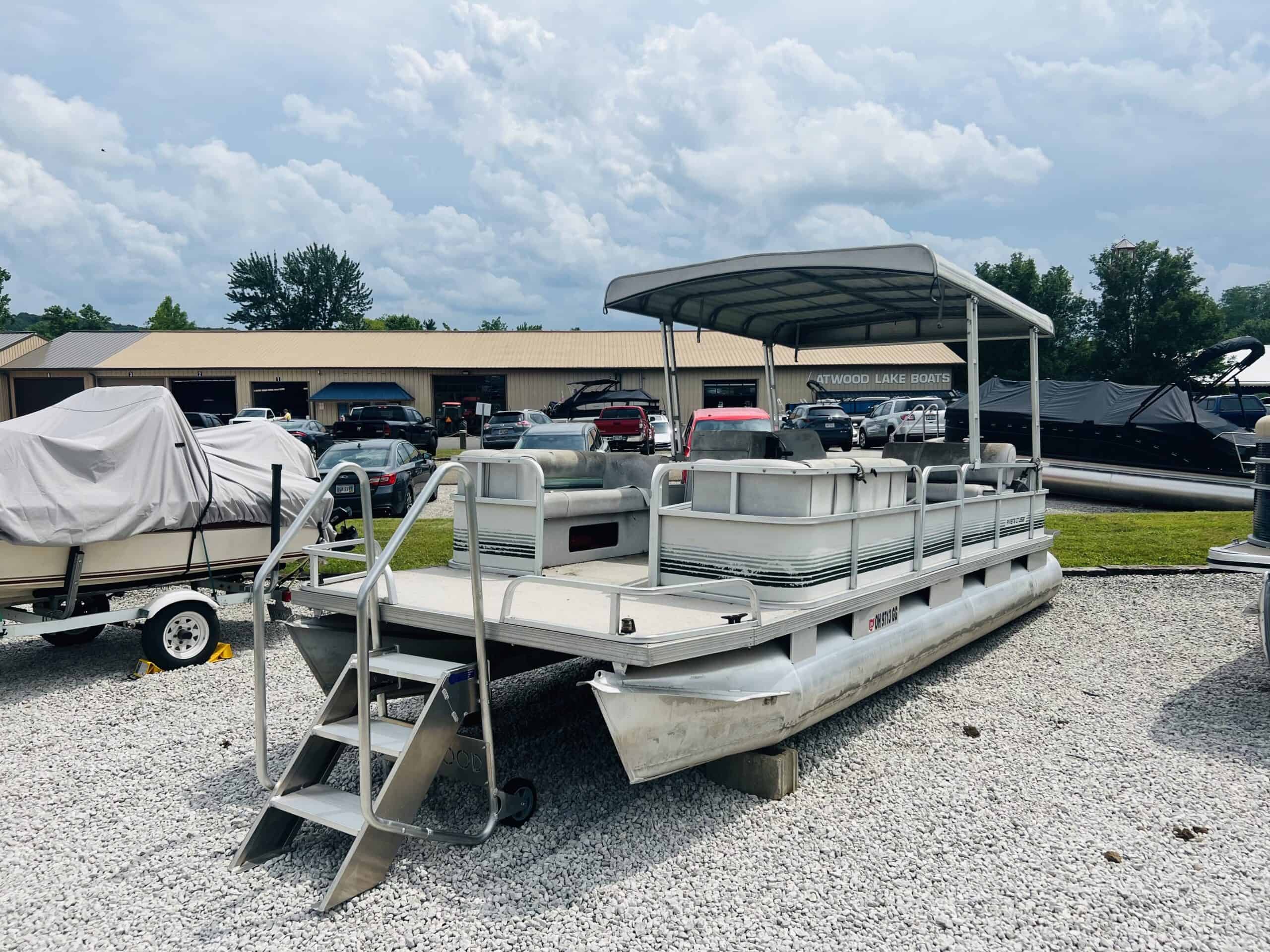 1988 Rivera Cruiser 24224 – Atwood Lake Boats – Pontoons For Sale in Ohio